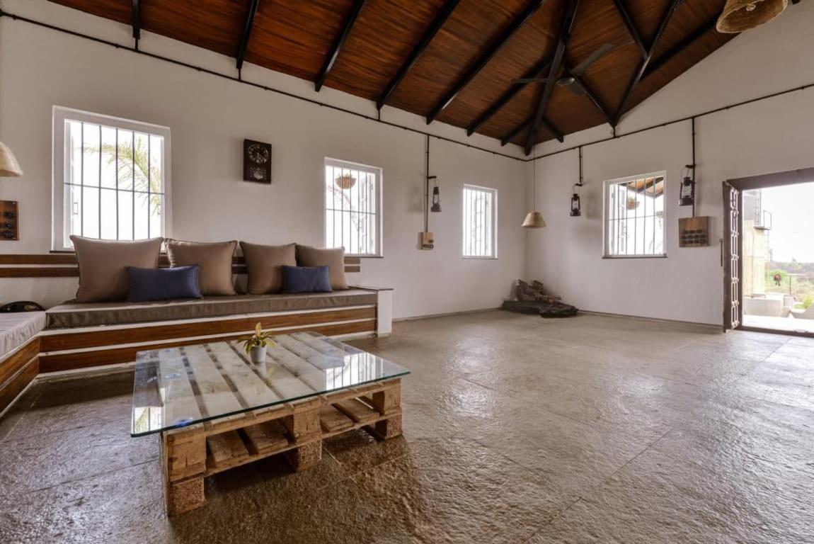 Villa The Earth Farm Nashik Exterior foto