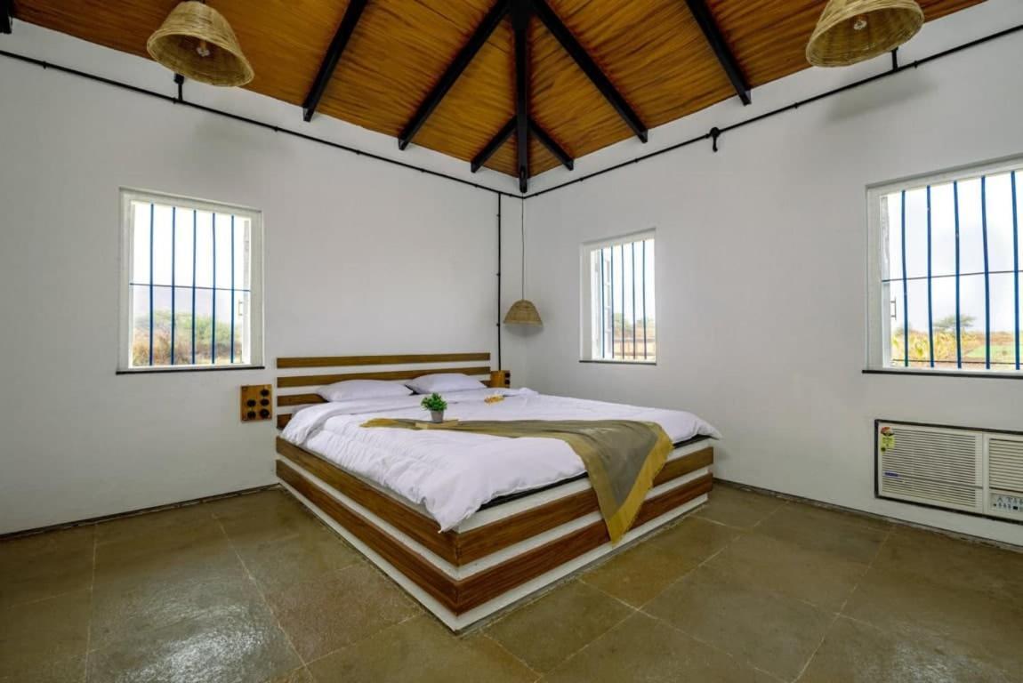 Villa The Earth Farm Nashik Exterior foto